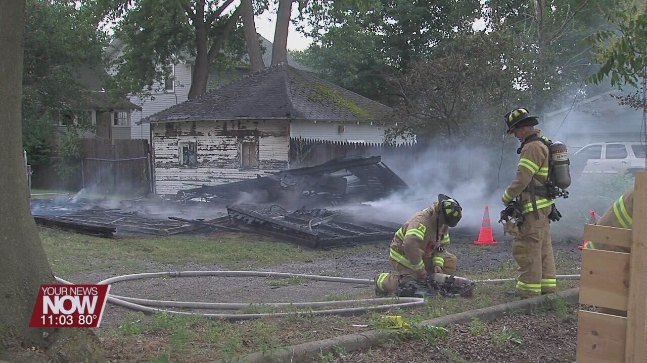Garage fire under investigation in Lima